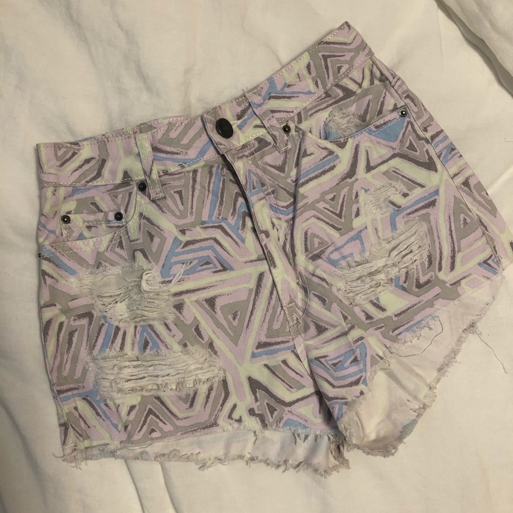 Aztec print cut off jean shorts